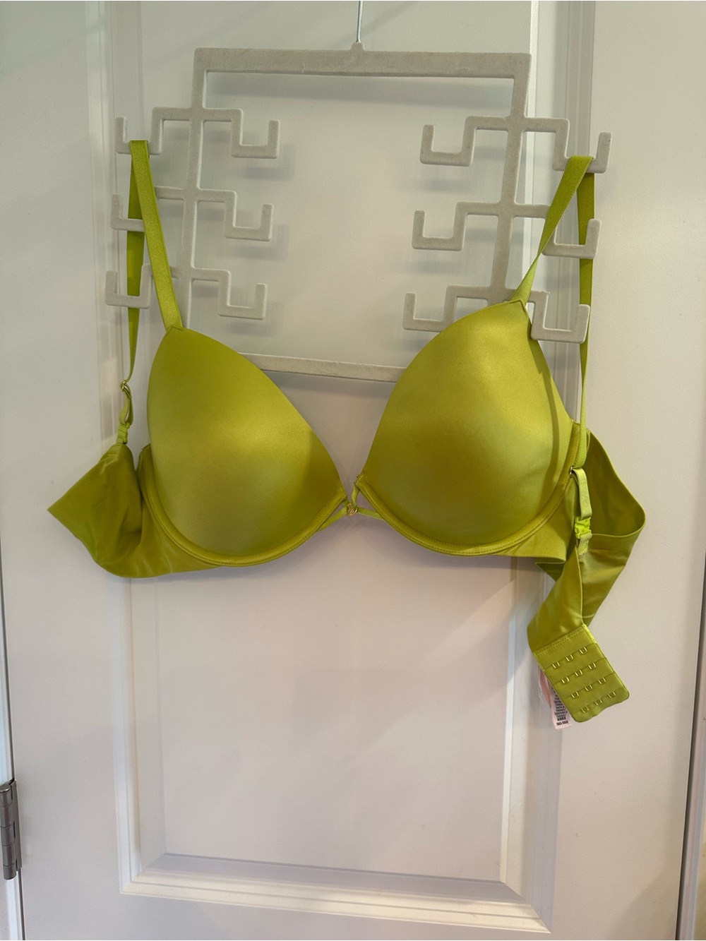 Victoria's Secret Lime Green T-Shirt Bra